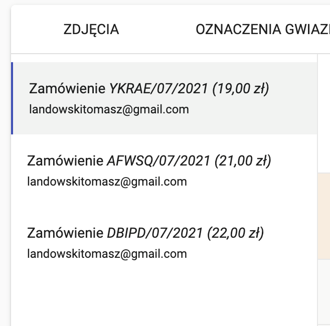 Widok fotografa na galerię z zamówieniami